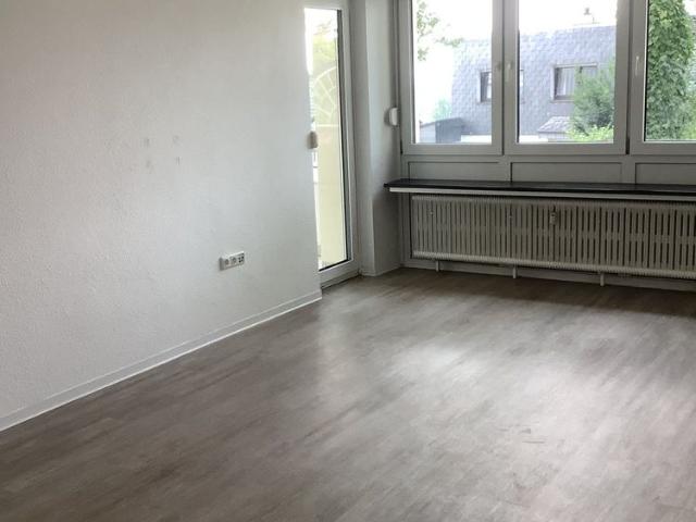 So schön: perfekt aufgeteilte 3 Zimmer, mit Balkon