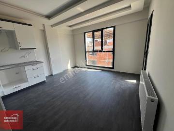 Soma Emlak* Kiralık Sıfır Prestij Caddesin'de 2+0 Arakat Fırsat