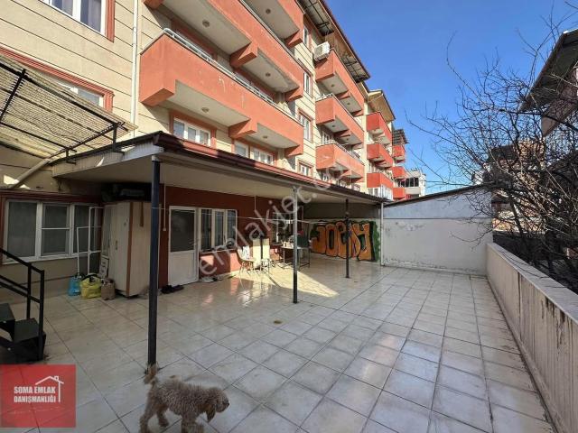Soma Emlak* Sanayi Yolunda Cadde Cepheli Geniş Teraslı 3+1 Daire