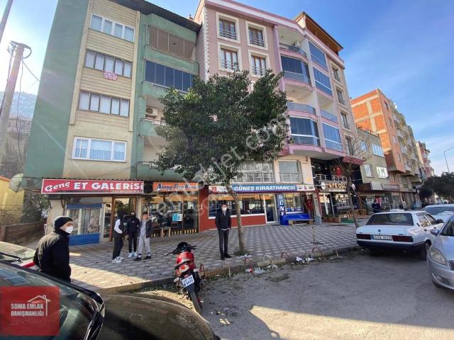 Soma Emlak* Satılık Faik Usta Mevkii 3+1 Bakımlı açık Ferah