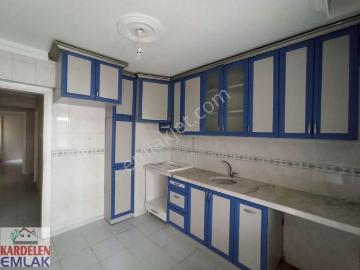 Soma Kardelen Emlak'tan,merkezde,kiralık, Asansörlü,2+1 Daire.