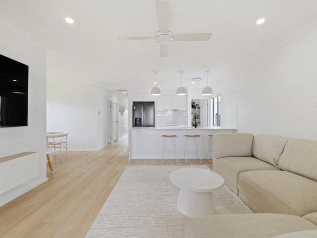 Some Homes Try Too Hard. This One Doesn't Need To
