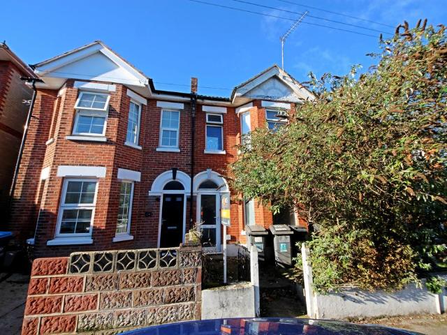 Somerley Road, Winton, Bournemouth 5 bed semi detached house to rent £2,250 pcm £519 pw