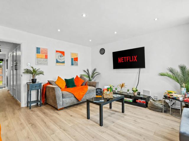 Somerleyton Road, London, SW9 8ND, United Kingdom | 4 bed apartment for rent #164176450 | Rentberry