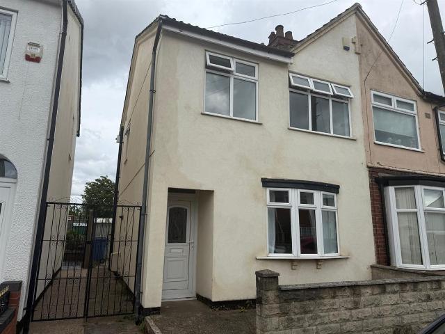 Somersall Street, Mansfield NG19, 3 bed property to rent, £850 pcm | PrimeLocation