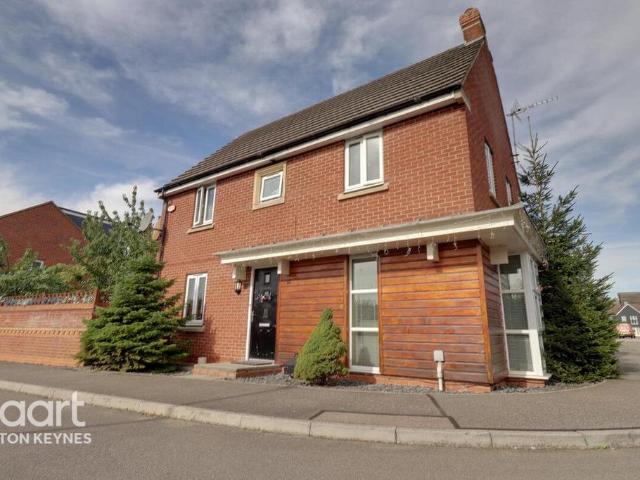 Somerset Walk, Broughton 3 bed detached house to rent £1,850 pcm £427 pw