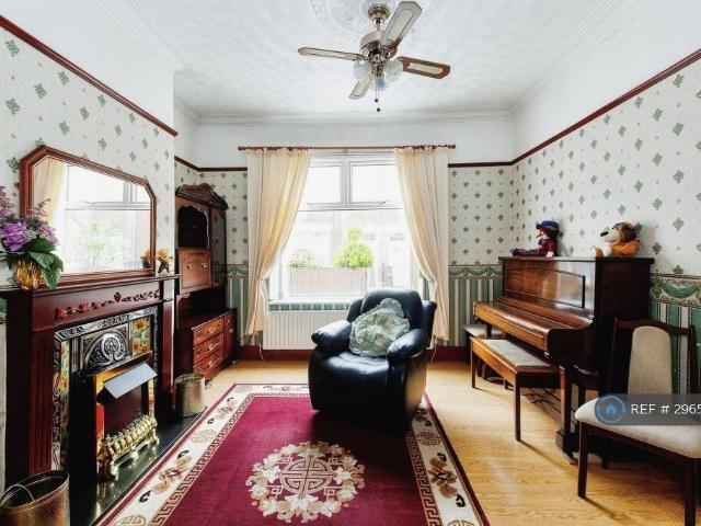 Somerset Cottages, Sunderland, SR3 2 bed terraced house to rent £600 pcm £138 pw