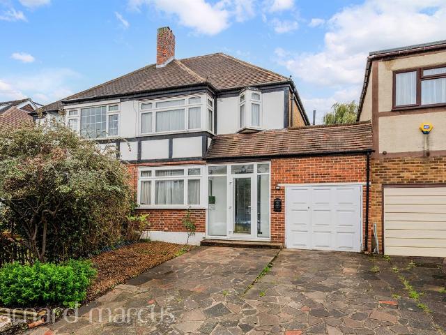 Somerset Close, New Malden KT3, 3 bed property to rent, £2,750 pcm | PrimeLocation