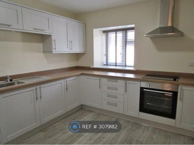 Somerset House, Brynmawr, Ebbw Vale NP23, 1 bed flat to rent, £650 pcm | PrimeLocation