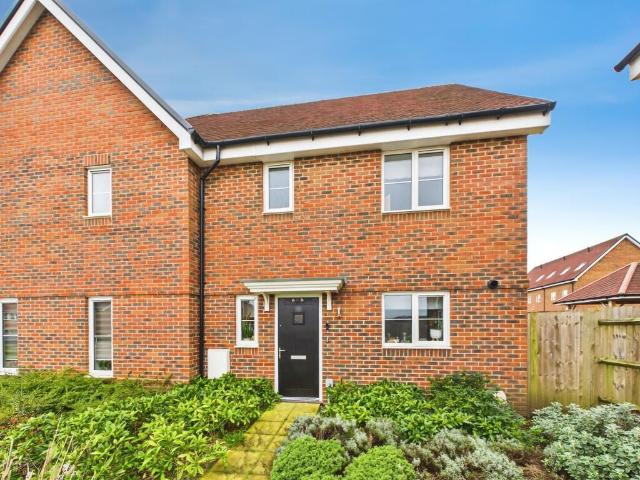 Somerset Road, Faygate, Horsham RH12, 3 bed end terrace house to rent, £2,250 pcm | PrimeLocation