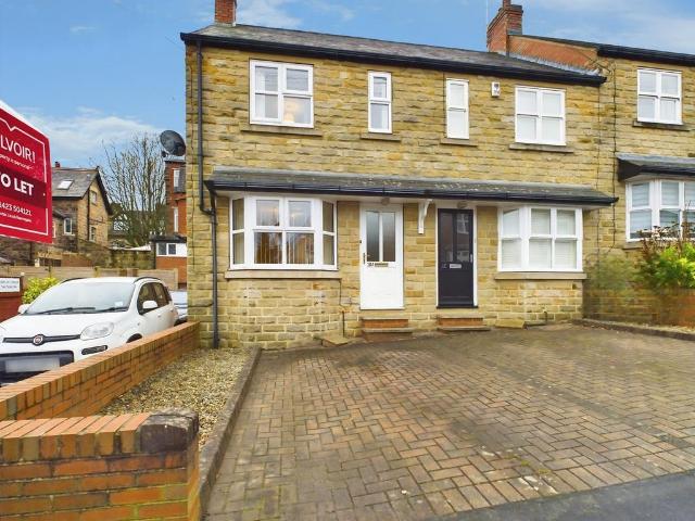 Somerset Road, Harrogate, HG2 2 bed townhouse to rent £1,050 pcm £242 pw