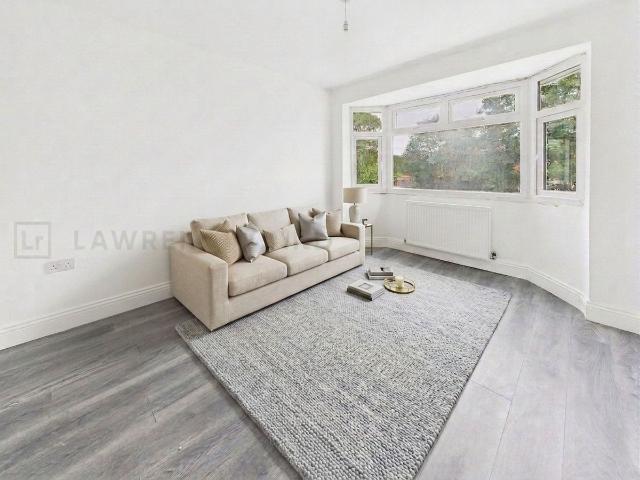 Somerset Road, Southall UB1, 3 bed flat to rent, £2,200 pcm | PrimeLocation