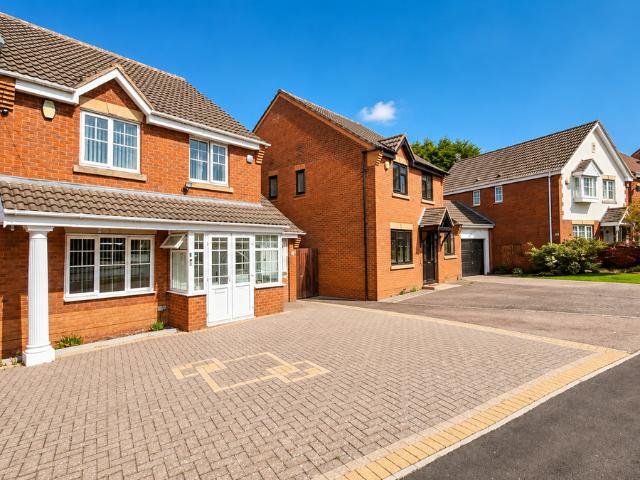 Somerset Road, West Bromwich B71, 5 bed semi detached house to rent, £1,850 pcm | PrimeLocation