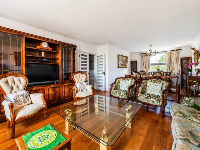 Somerset Square, London W14, 3 bed flat to rent, £4,600 pcm | PrimeLocation