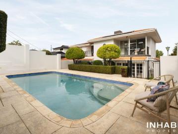 A Rare Family Sanctuary in Dianella's Golden Triangle