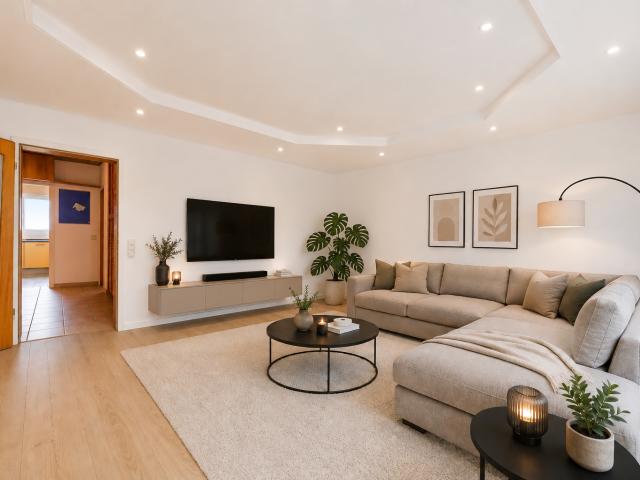 Sommer auf dem Westbalkon genießen – Gepflegte, helle 3 Zimmer Wohnung in Citynähe