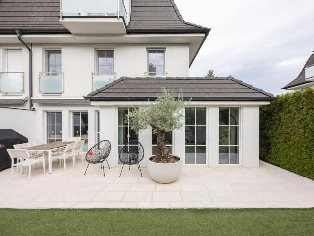 Sommer auf der Terrasse, Winter am Kamin – Ihr Zuhause in Liesing!