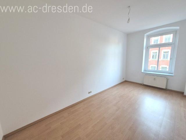 SOMMERAKTION 3 Monate mietfrei * Lichtdurchflutete und großzügige 2 Zimmer Wohnung im begehrten Stadtteil Schlosschemnitz