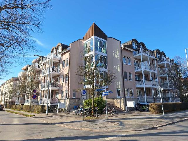 Sommeraktion: Zwischen Uni Klinikum und Zentrum freie 2 Zimmer Wohnung mit Aufzug und Balkon