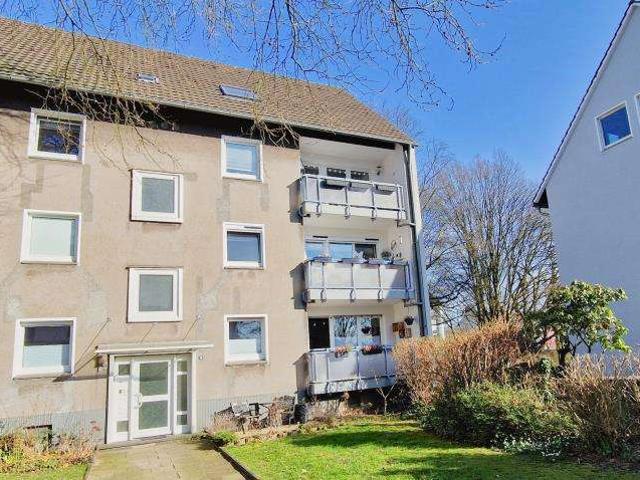 Sommerangebot* Dachgeschosswohnung mit viel Potential in Essen