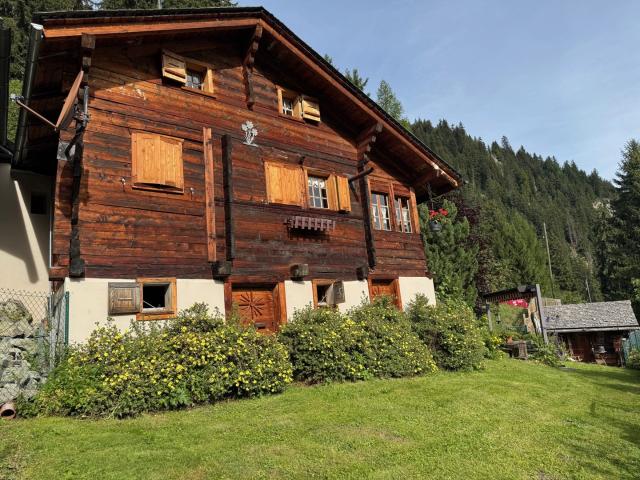 Sommerchalet und sein Mazot / La Coût Hérémence / ALLEINMAKLER