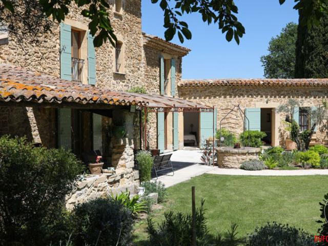 Somptueuse propriété de 4,5 hectares au coeur de la Provence