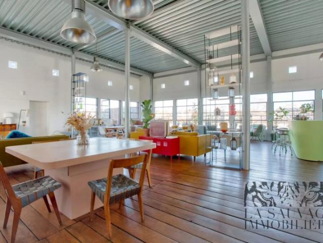 Somptueux Loft traversant de 371,18 m2 avec une terrasse de 184,76 m2 et un rooftop de 223,64 Montreuil