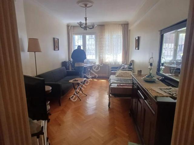 Sonton Gayrimenkul'den Şişli Bozkurt Mah 'de Satılık 2+1 115 M2 Giriş Daire
