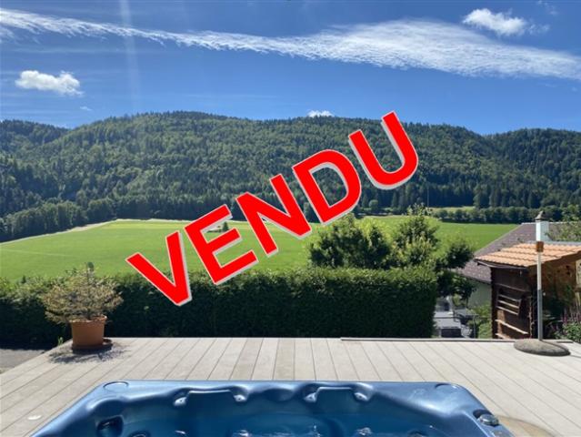 Sonvilier, hübsches Haus von 5,5 Stück mit Garage, Jacuzzi, Aufzug