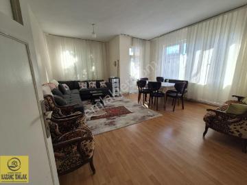 son Şans*ağlık Ocağı Yakını Garaj Hediyeli 2.kat Kombil Daire