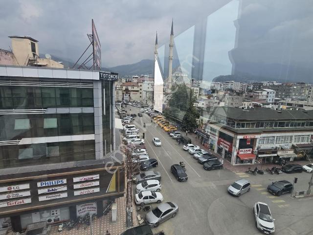 Sönmez Gayrimenkul'den Çarşı Merkezinde 3+1 Satılık Daire