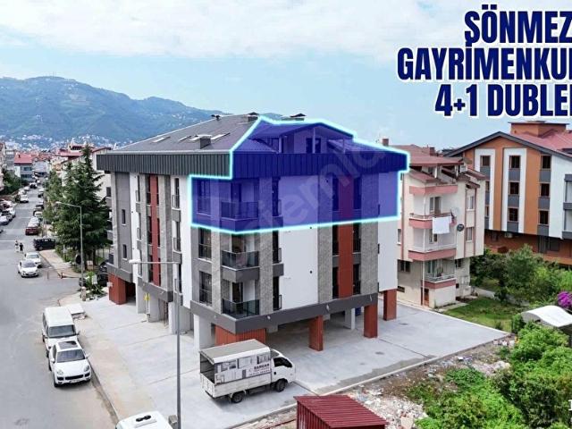 SÖNMEZ'DEN AKYAZI MAHALLESİN'DE SATILIK 4+1 DUBLEKS