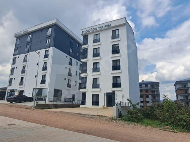 SÖNMEZ'DEN KIZILLIK'TA YENİ 5 KATLI BİNADA SATILIK 2+1 DAİRE
