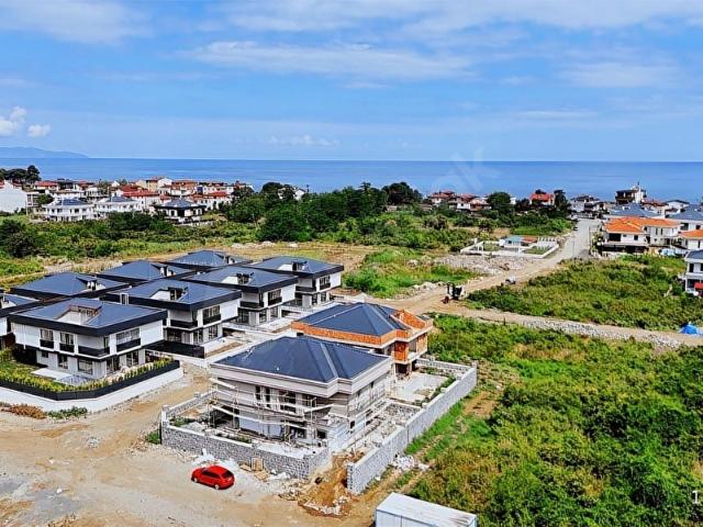 SÖNMEZ'DEN TURNASUYUNDA SIFIR LÜX MÜSTAKİL HAVUZLU TRİPLEX VİLLA