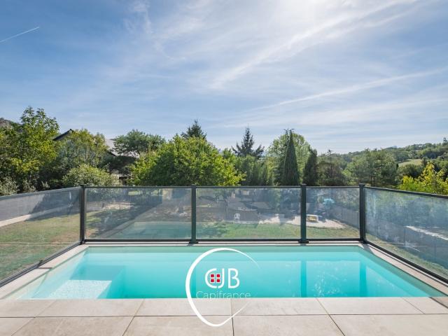 Sonnaz – Maison 220 m², DPE B et appartement en rez de jardi. 220m² Sonnaz