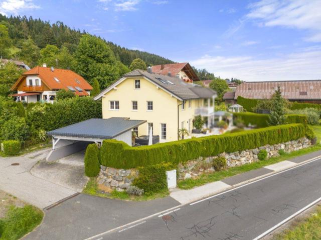 Sonne, Aussicht & viel Platz – Doppelhaushälfte in begehrter Lage bei Velden