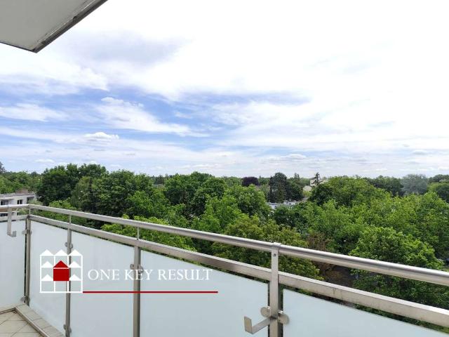 SONNE PUR & FERNBLICK von Süd West Balkon! Helle & großzügige Wohnung mit Aufzug & großem Garten