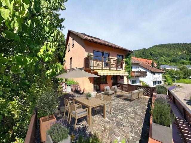 Sonne, Ruhe, Lebensqualität – Immobilie mit Potenzial!