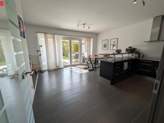 Sonne, Ruhe und ein traumhafter Garten – das ideale Familienzuhause!