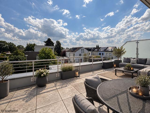 Sonne satt auf der Dachterrasse