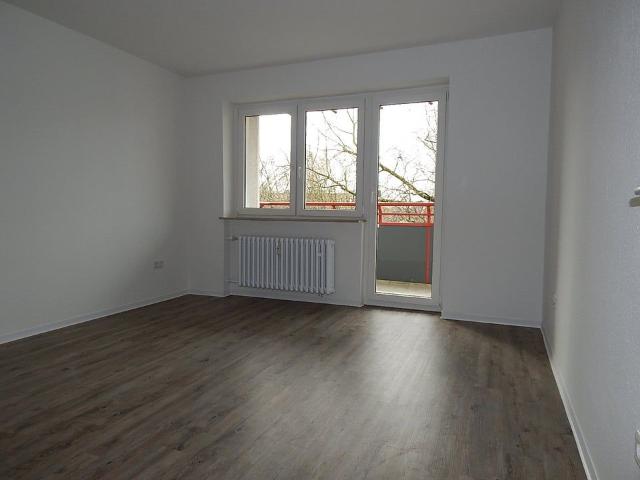 Sonnentage genießen: ansprechende 3 Zimmer Wohnung mit Balkon