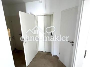 Sonnenverwöhnte 3 Zimmer DG Wohnung mit Blick ins Grüne