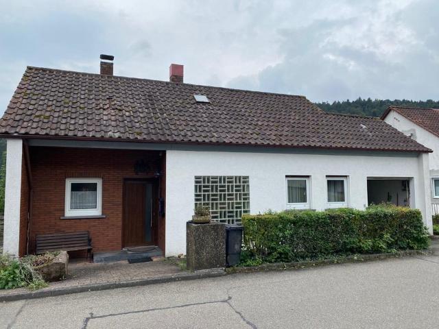 Sonnenverwöhntes Einfamilienhaus Ausbau ELW möglich