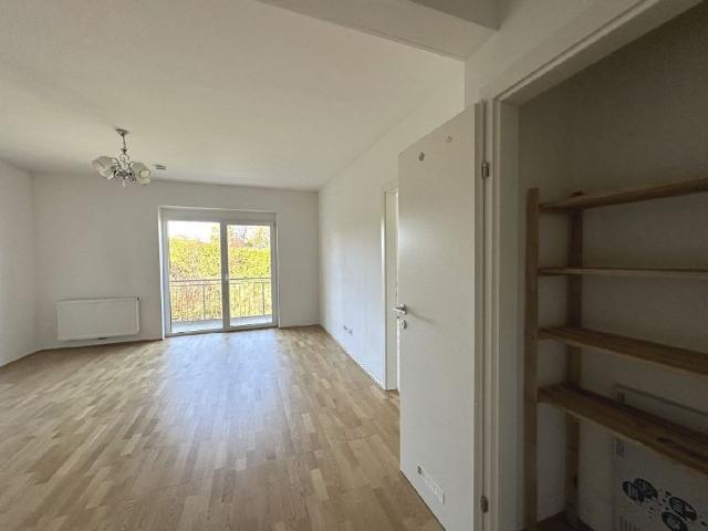 Sonnenverwöhntes Wohnvergnügen: Charmante Wohnung mit Balkon im Herzen von Mühldorf!