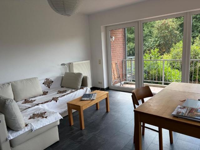 Sonnen Balkon mit Blick ins Grüne
