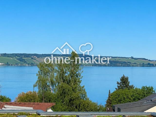 Sonnenbalkon mit See und Alpenblick