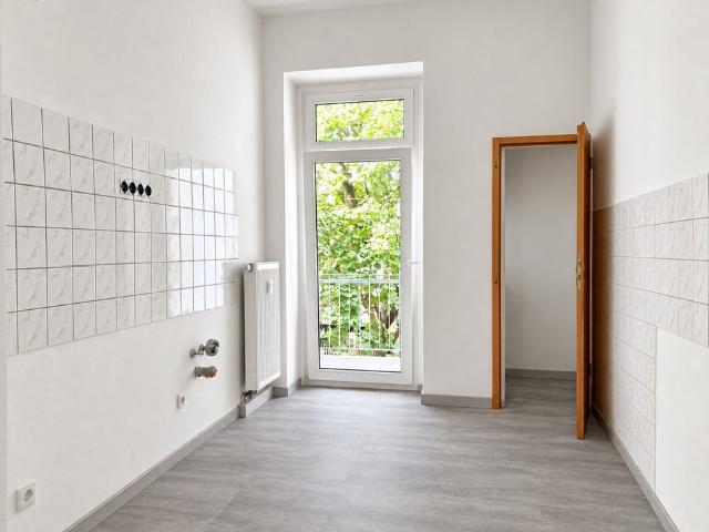 Sonnenberg * moderne Renovierung * 4 Raumwohnung mit Balkon * Tageslichtbad