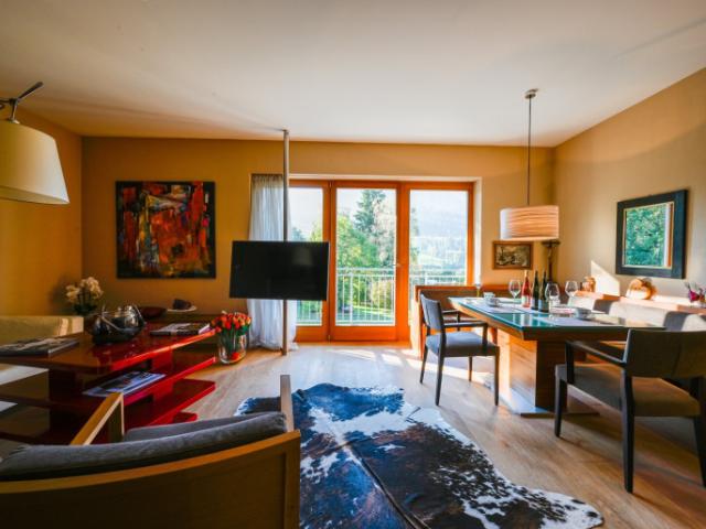 Sonnendurchflutete 83 m² 3 Zimmer Eigentumswohnung mit Sauna