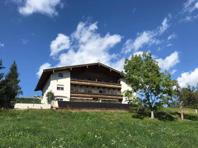 Sonnendurchflutete,ruhige 73 m2 Maisonettenwohnung mit Balkon und Einbauküche zur Vermietung