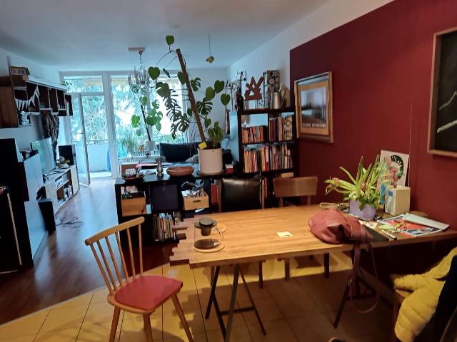 Sonnendurchflutete Wohnung in Aachen Zentrum mit großem Balkon und Schwimmbad und Garage